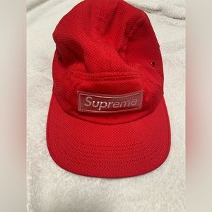 Supreme Clear Box Logo 5 Panel Hat
Red 
Like new condition